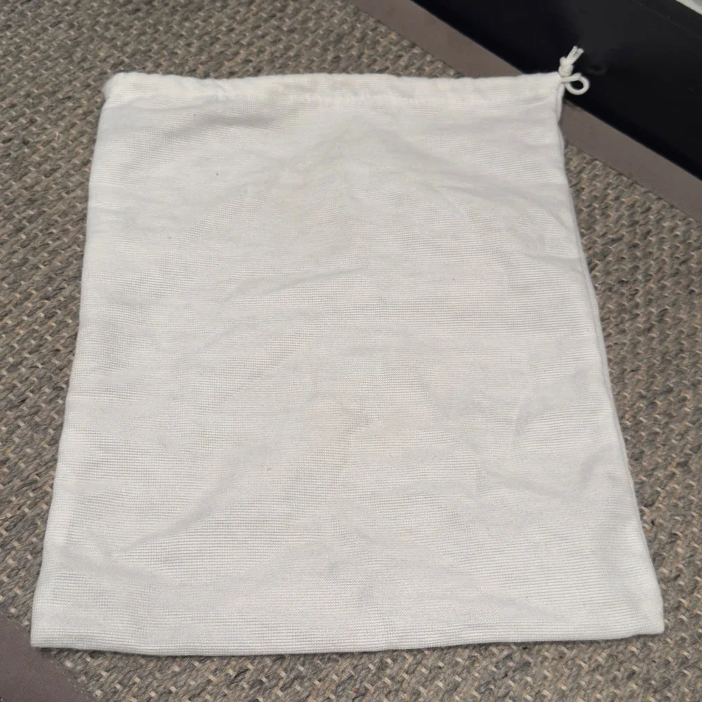 Common Projects White Dust Bag - Picture 3 of 3